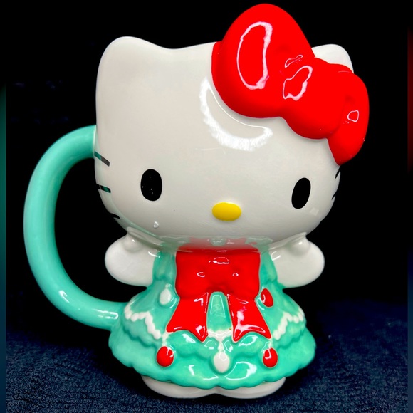 Hello Kitty Christmas 🎄 Mug - Picture 1 of 3